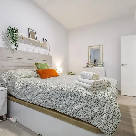 Aires De Azahar & Parking Incluido *